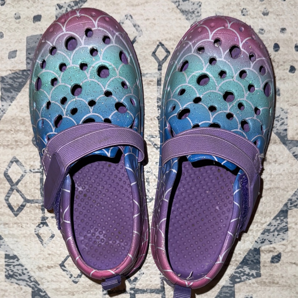 Western Chief Purple and Blue Kids Water Shoes